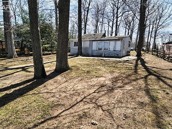 4th image of 16100 Windwood Beach Dr
