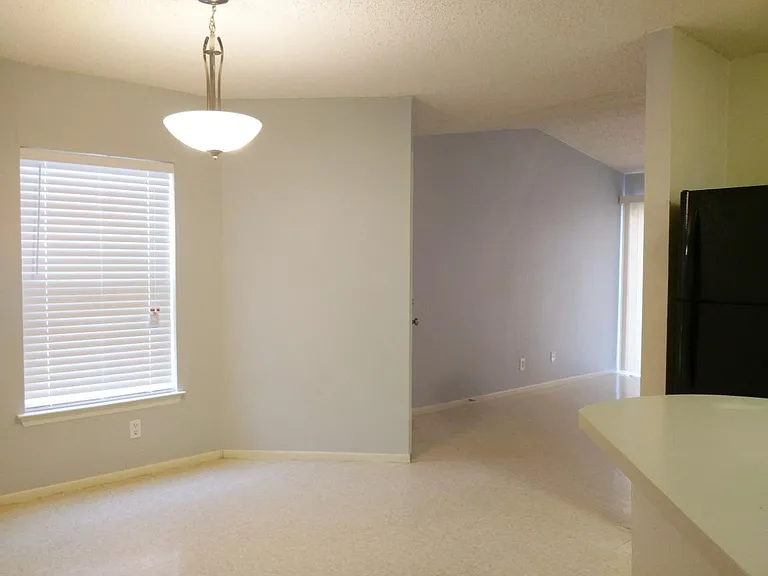 2527 Corian Glen Dr — Photo 9