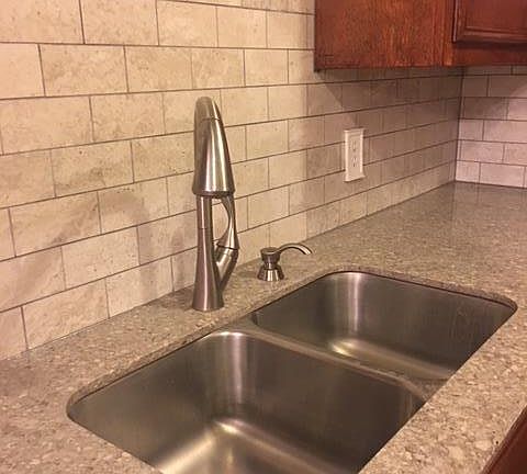 4th image of 950 W 31st St APT 12