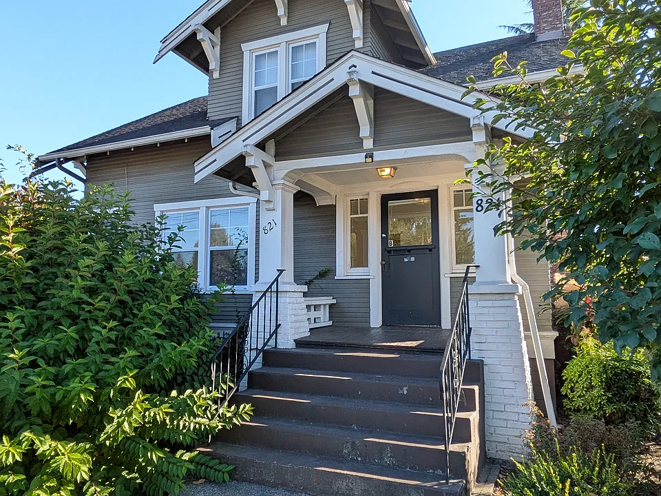 821 NW 85th St