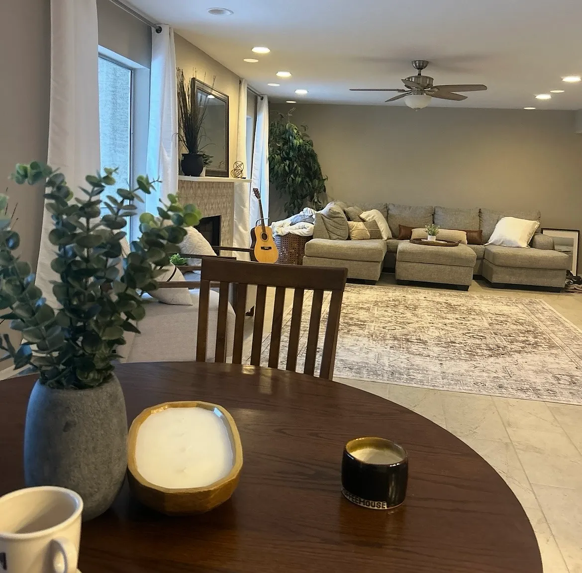 3 bed, 1971 sqft, $3,650 — Photo 1