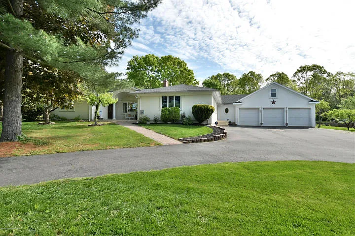88 Stillhouse Rd photo 1
