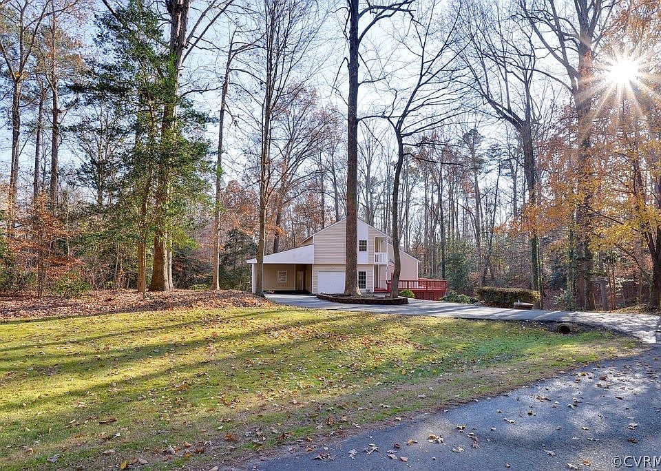1st image of 121 Wilderness Ln