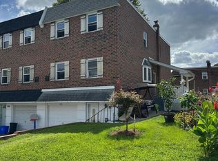 1104 Welton St, Philadelphia, PA 19116