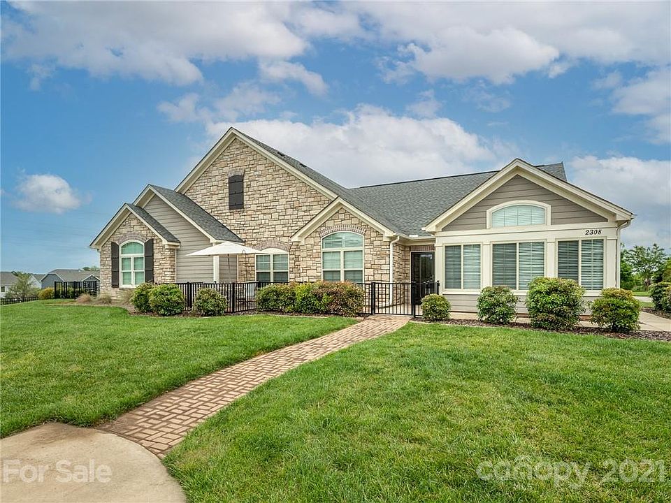 1st image of 2308 Villa Oaks Ct #16-B