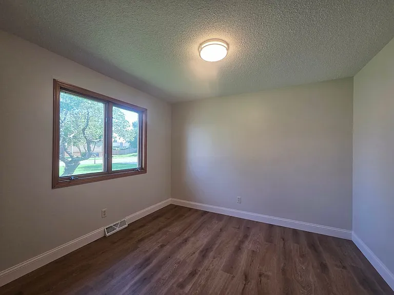 328 S Kiowa Ct — Photo 14