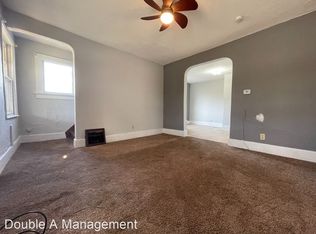 812 N Barclay St, Waterloo, IA 50703