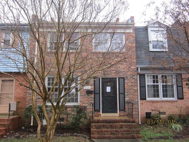 1st image of 1909 Cambridge Ct #1909