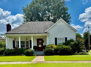 406 E 4th St, Tuscumbia, AL 35674