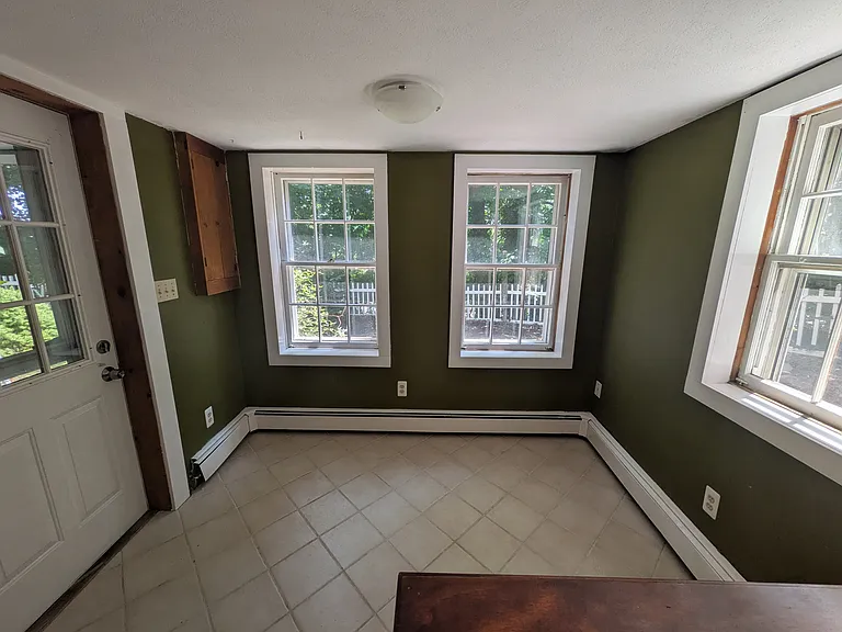 51 Gilbert St #2 — Photo 3