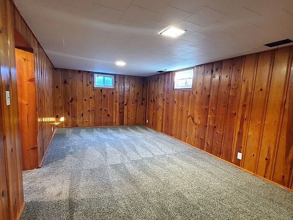 5th image of 5320 Pioneers Blvd #1