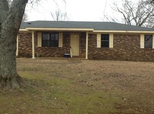 73 Phillips Dr, Killen, AL 35645