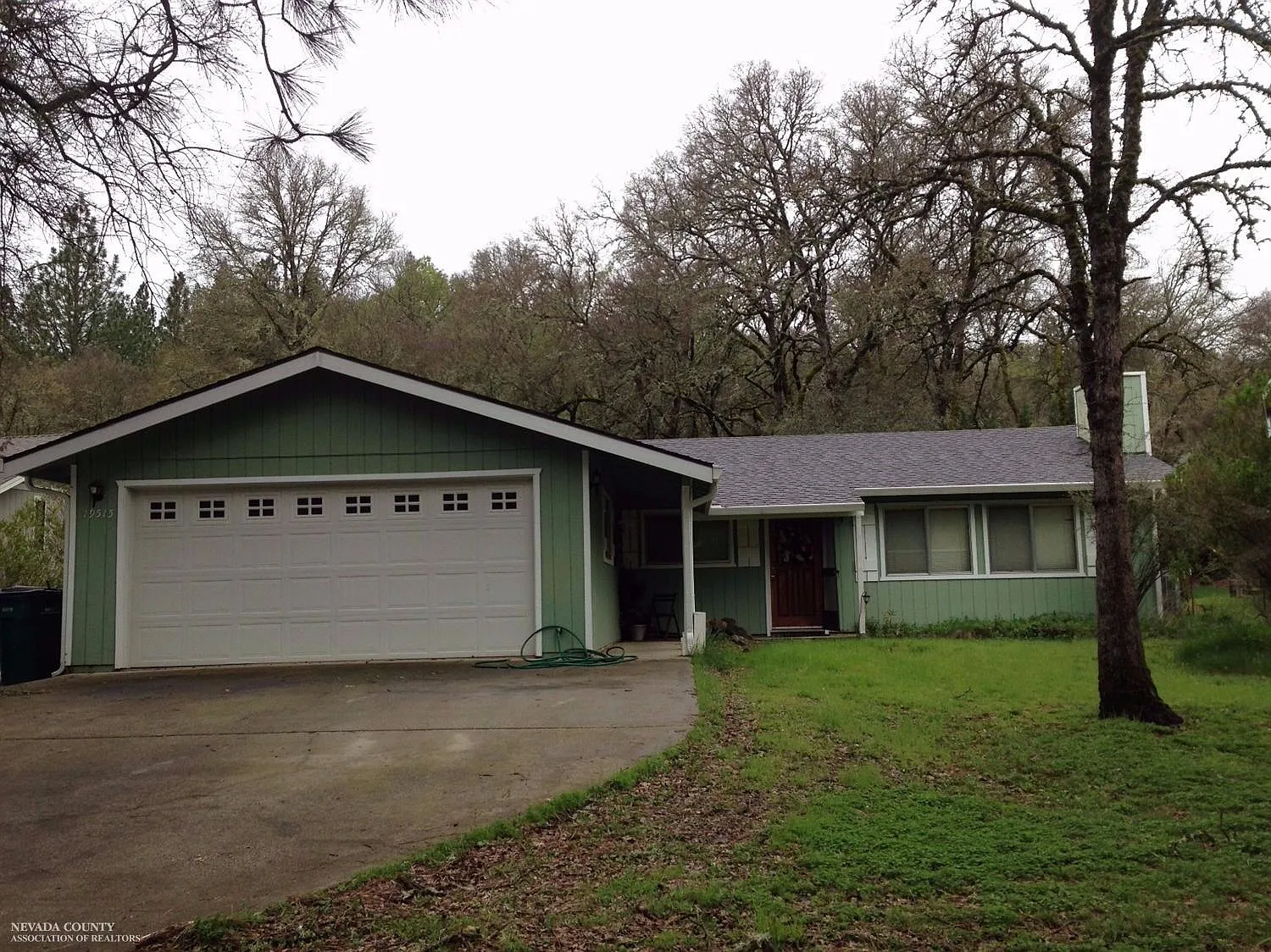 19515 Chaparral Cir photo 1