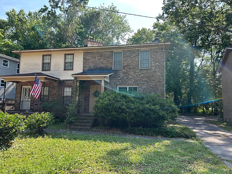 1549 Theresa Dr #B — Photo 1