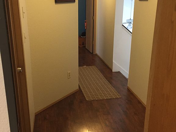 2nd image of 8611 Glen Lea Ct SE