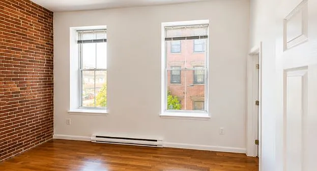 1 bed, 1.0 bath, $2,400 — Photo 2