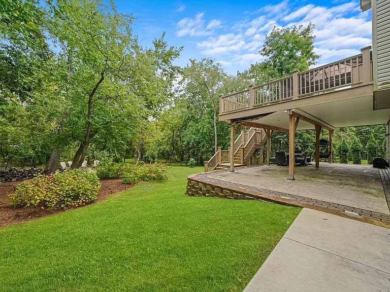 5670 Brentwood Dr — Photo 54