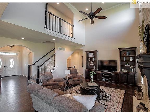 5th image of 24216 W 69th St