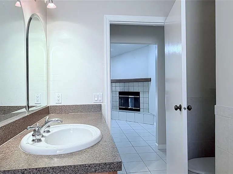 11803 Classic Lake Way — Photo 10