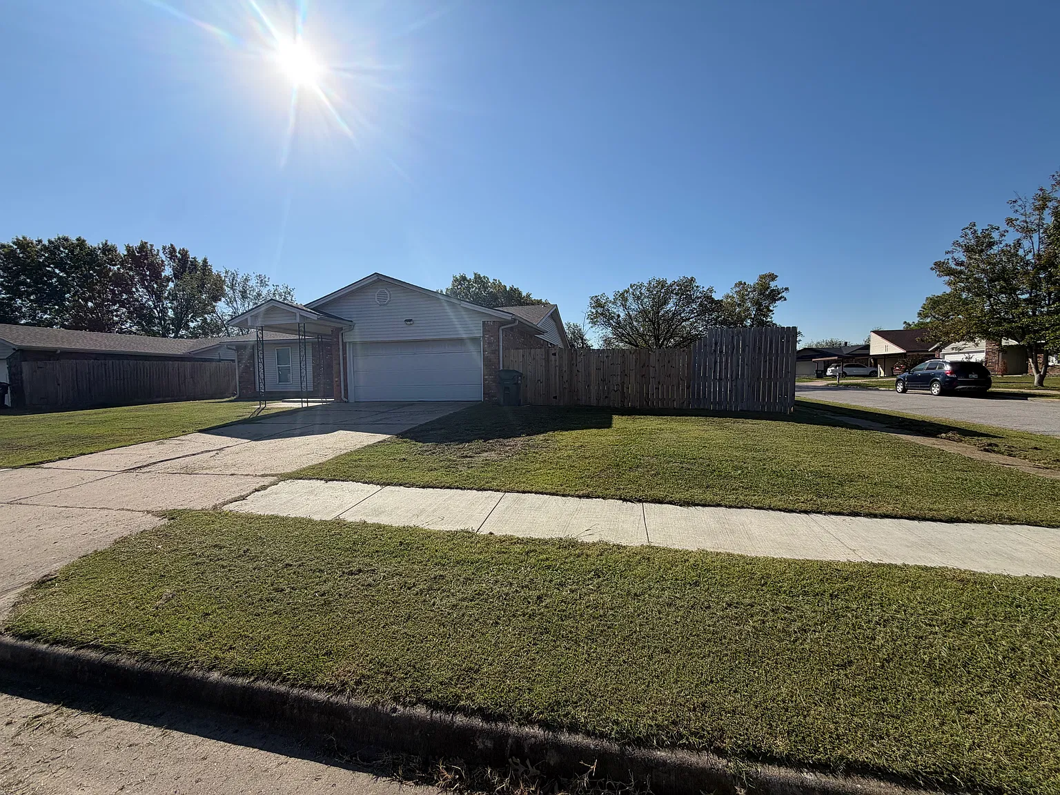 3 bed, 1451 sqft, $1,600 — Photo 2
