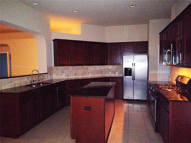 348 Stone View Trl — Photo 6