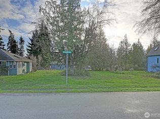 Onamac, Camano Island, WA 98282