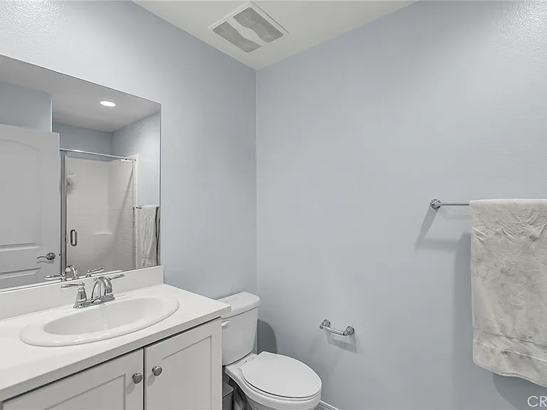 16064 Symphony Ln — Photo 17