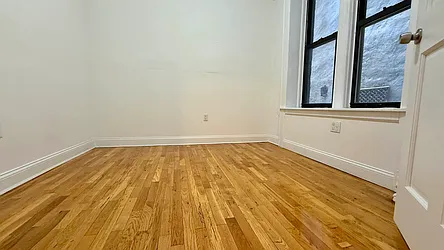 Rented by HOLTON REAL ESTATE INC.