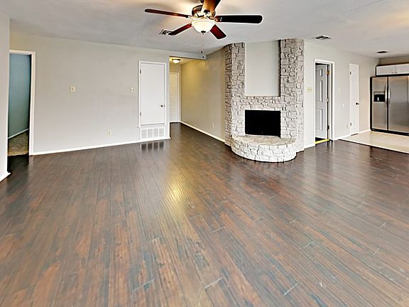 2nd image of 9630 Hidden Plains St