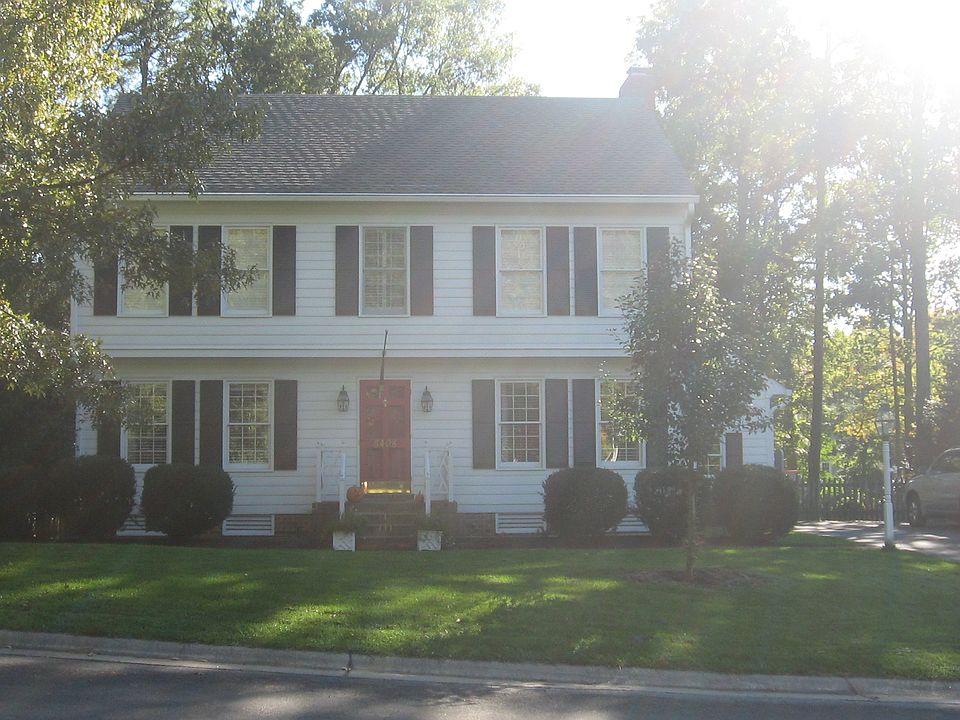 4BR, 2.5 bath in Whitehall.