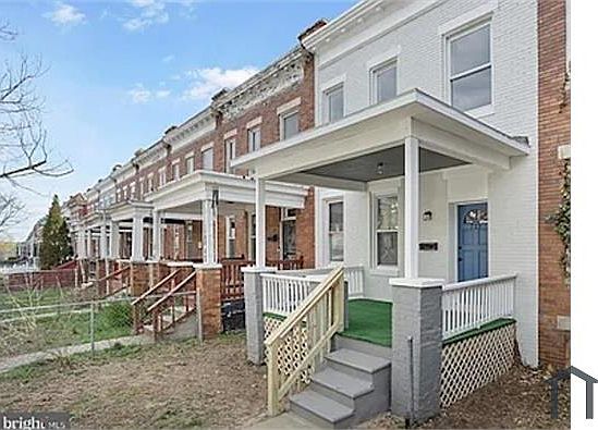 1st image of 723 Linnard St