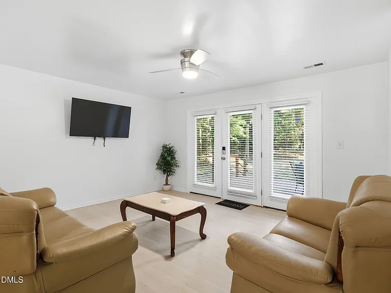 712 Branniff Dr — Photo 5