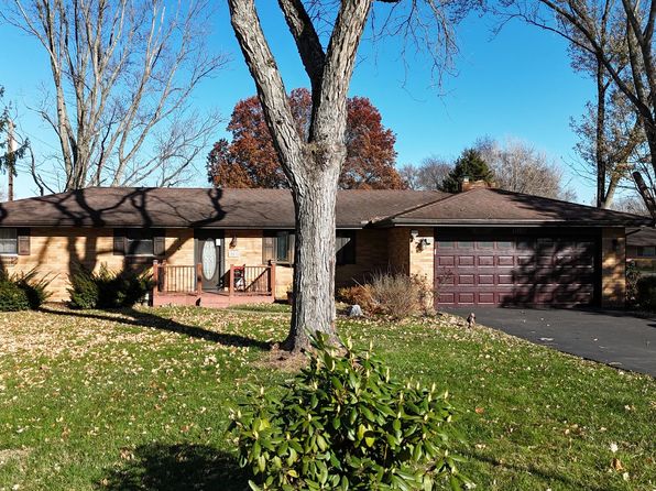 1070 Nagle Ct