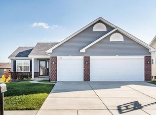 414 Shady River Dr, Saint Paul, MO 63366