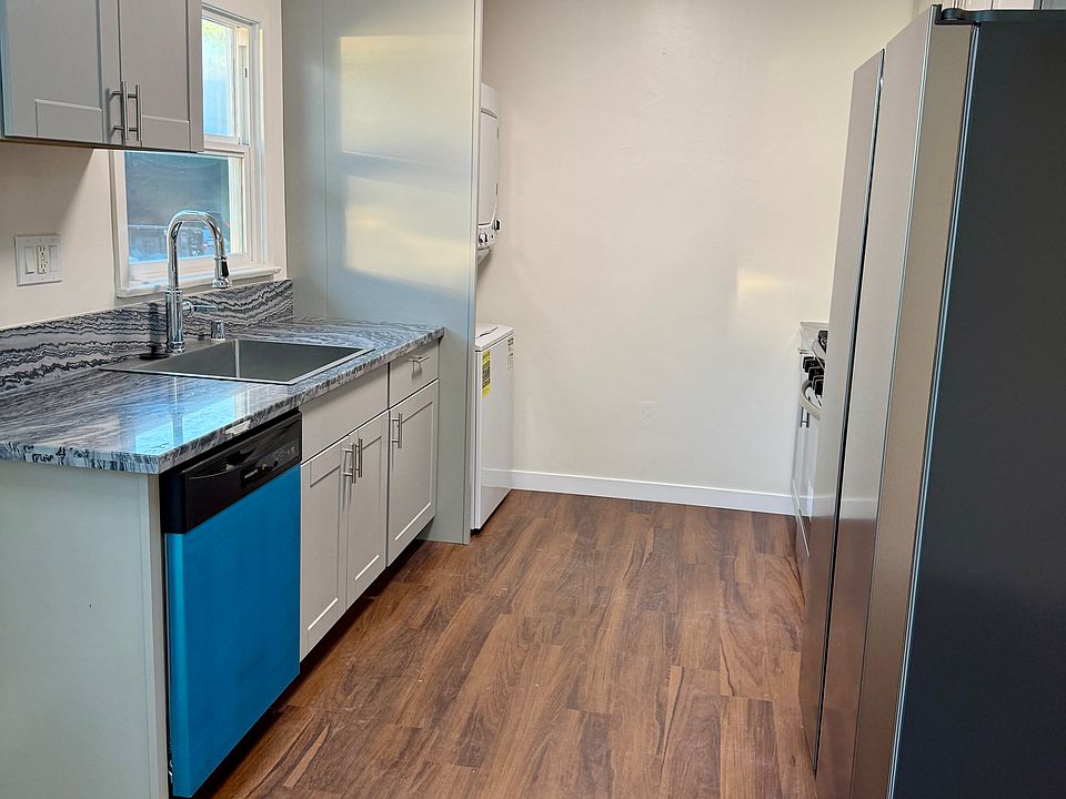 Washer/Dryer, Dishwasher