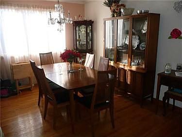 3rd image of 275 Cohassett Dr