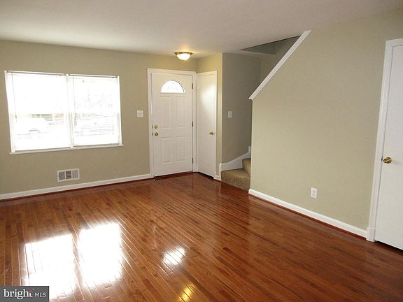 4th image of 1205 Gibbon St