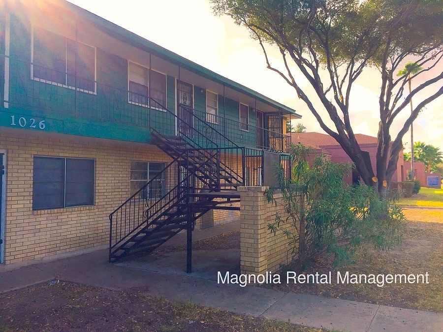 1st image of 1026 S 10th Ave APT F