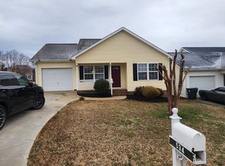 534 Franklin Asberry Ln, Inman, SC 29349