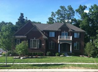 1936 Cheshire Ln, Commerce Township, MI 48382