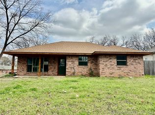 1024 N 3rd Ave, Durant, OK 74701