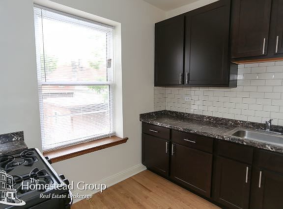 5th image of 1010 W Sunnyside Ave APT 003