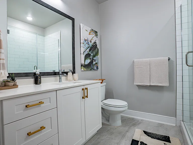 Cullen Ln — Photo 14