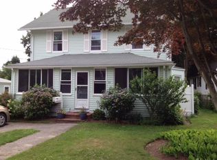25 Clinton Ave #1, Jamestown, RI 02835