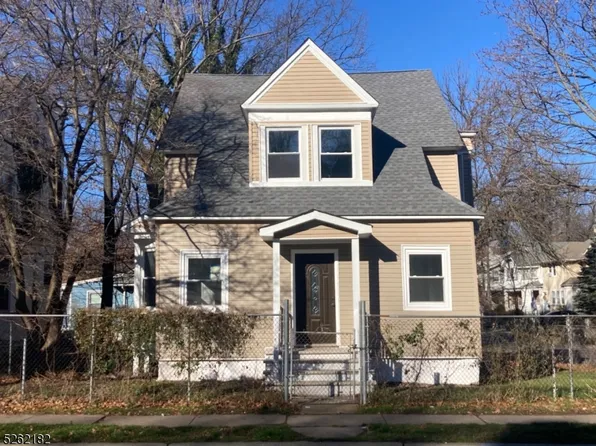 117 N Clinton St, East Orange City, NJ 07017