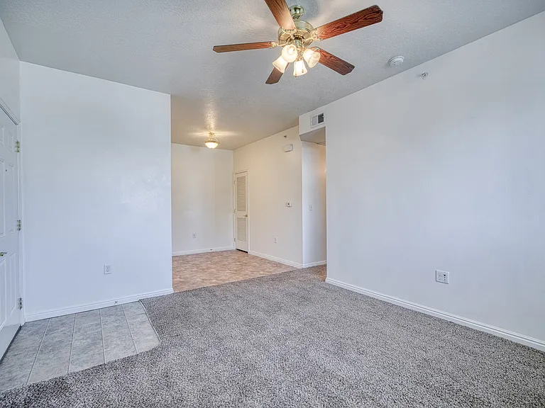 Stone Brook Apartments — Photo 72