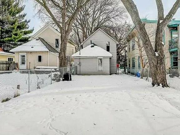 2nd image of 2924 30th Ave S