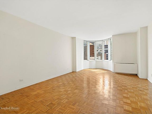 4th image of 145 E 48th St APT 20C