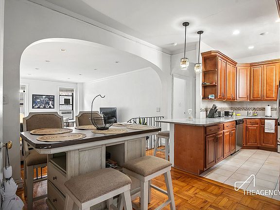 3rd image of 41-21 42nd St #4F