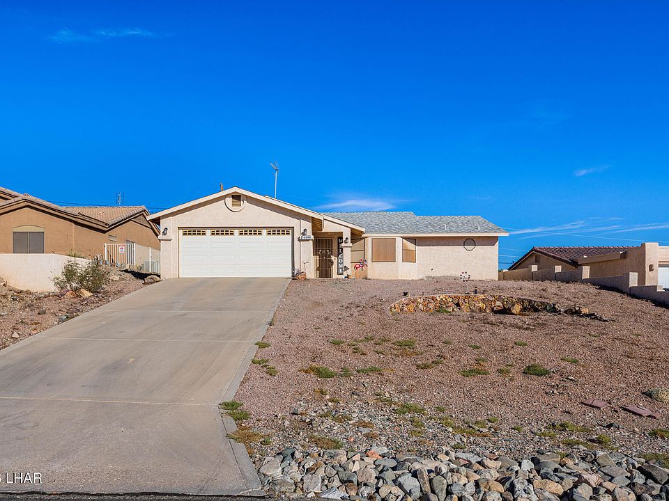 1st image of 3240 Palmtree Dr